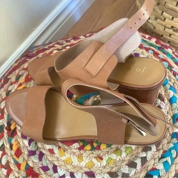 New  Joie tan block heels sandals - Picture 4 of 7